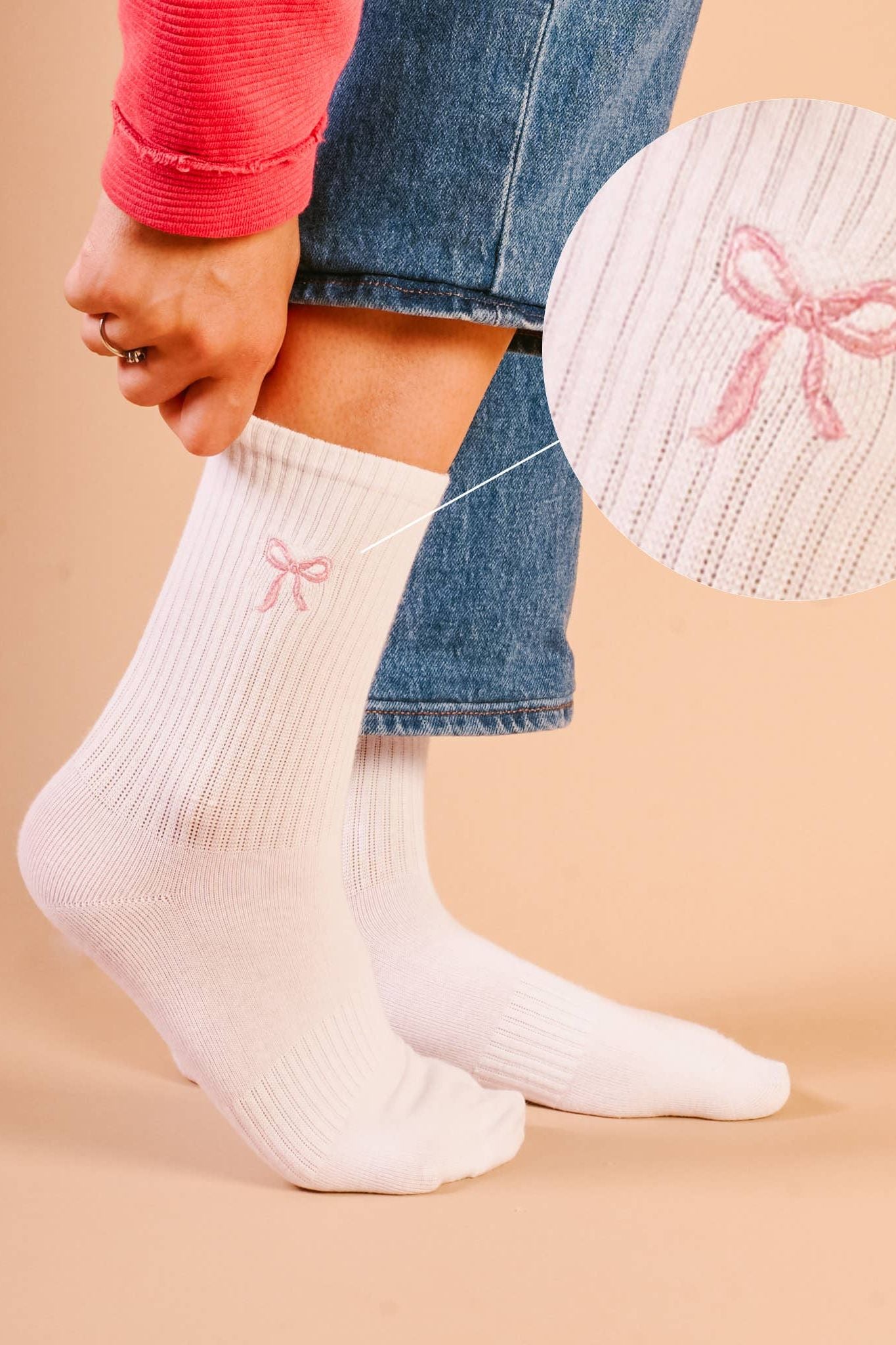 Embroidered Crew Socks-Pink Bow