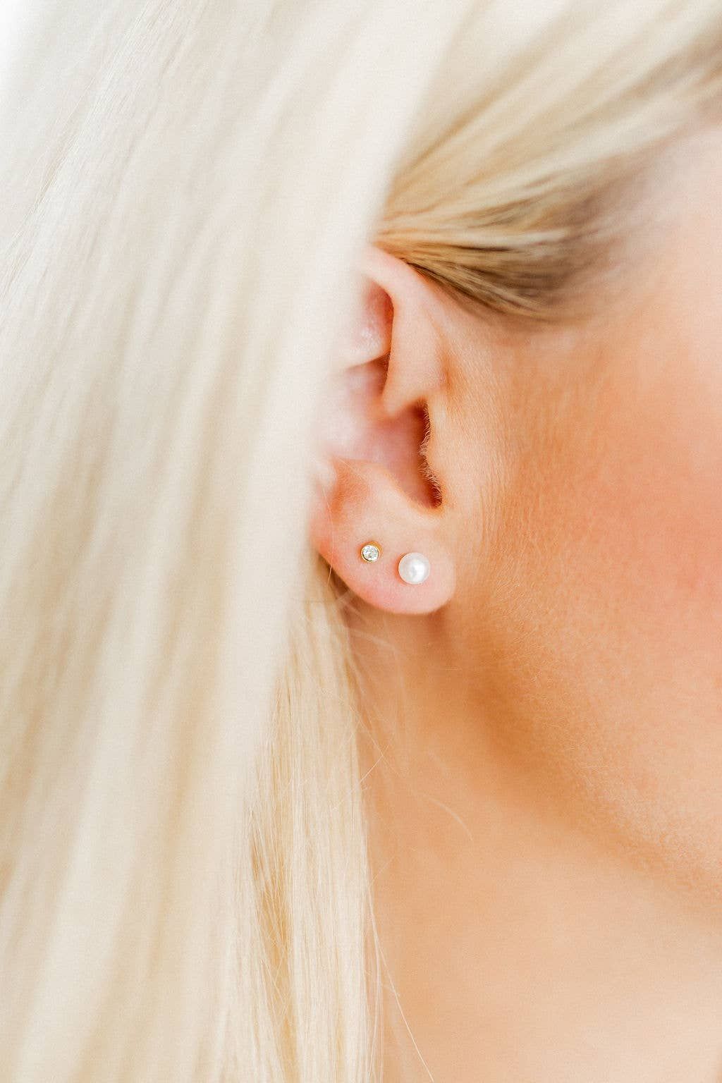 Screwback Stud Earrings - Payton Pearl 5mm