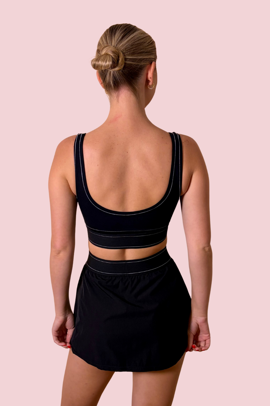 Play It Cool Contrast Stitch Sports Bra