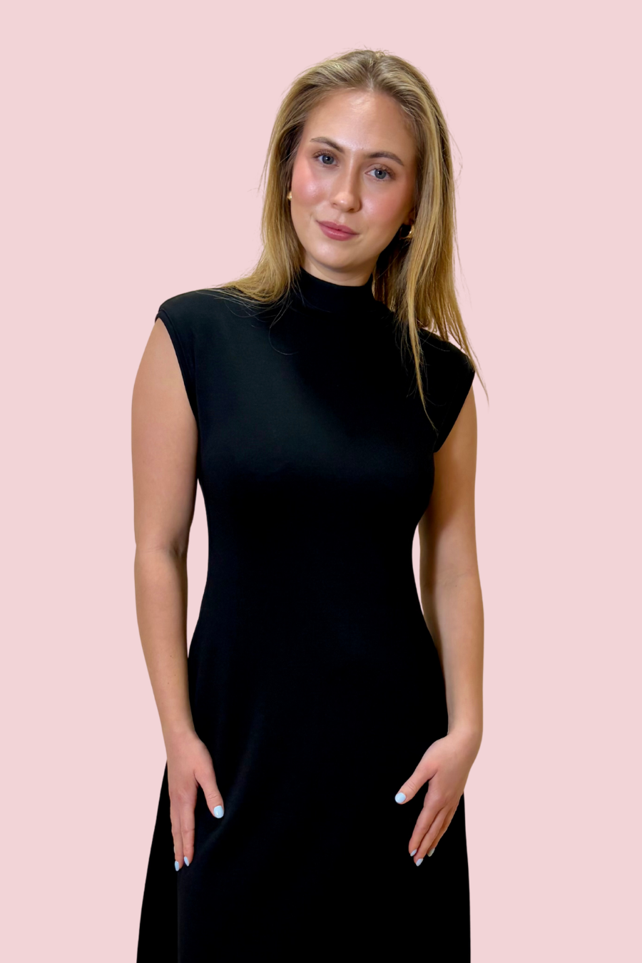 She's Essential Black Sleeveless Midi Dress