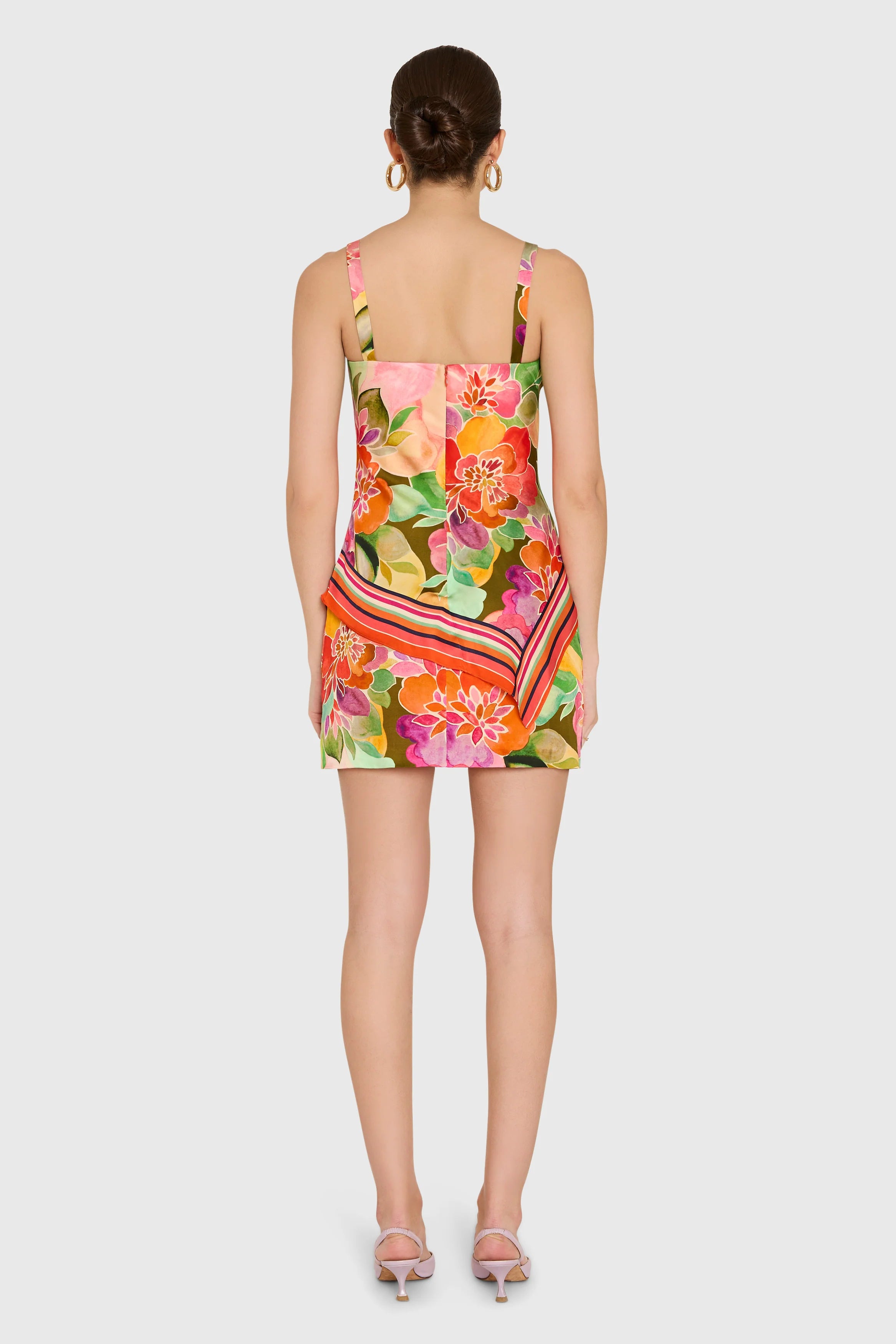 Keyshia Dress with Floral Print Mini Dress with Square Neckline and Tailored Fit