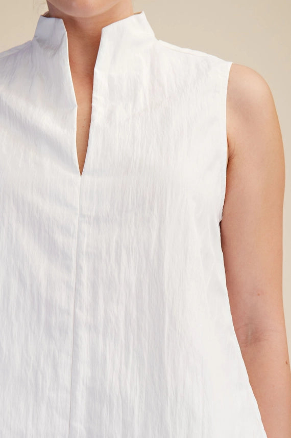 Quiet Luxury Sleeveless Mock Neck Blouse with Relaxed Fit