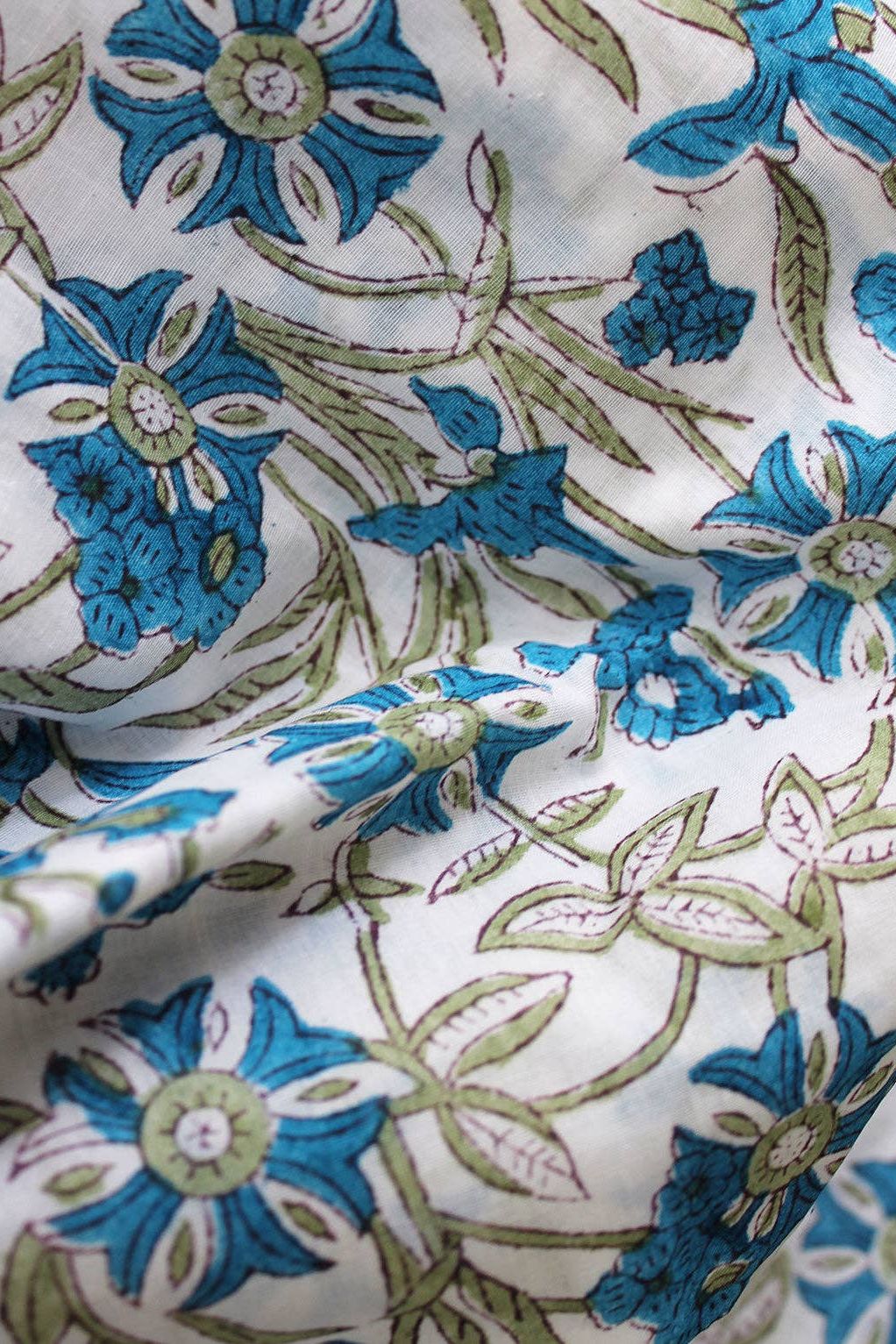 Pinwheel Pareo in Caribbean Blue