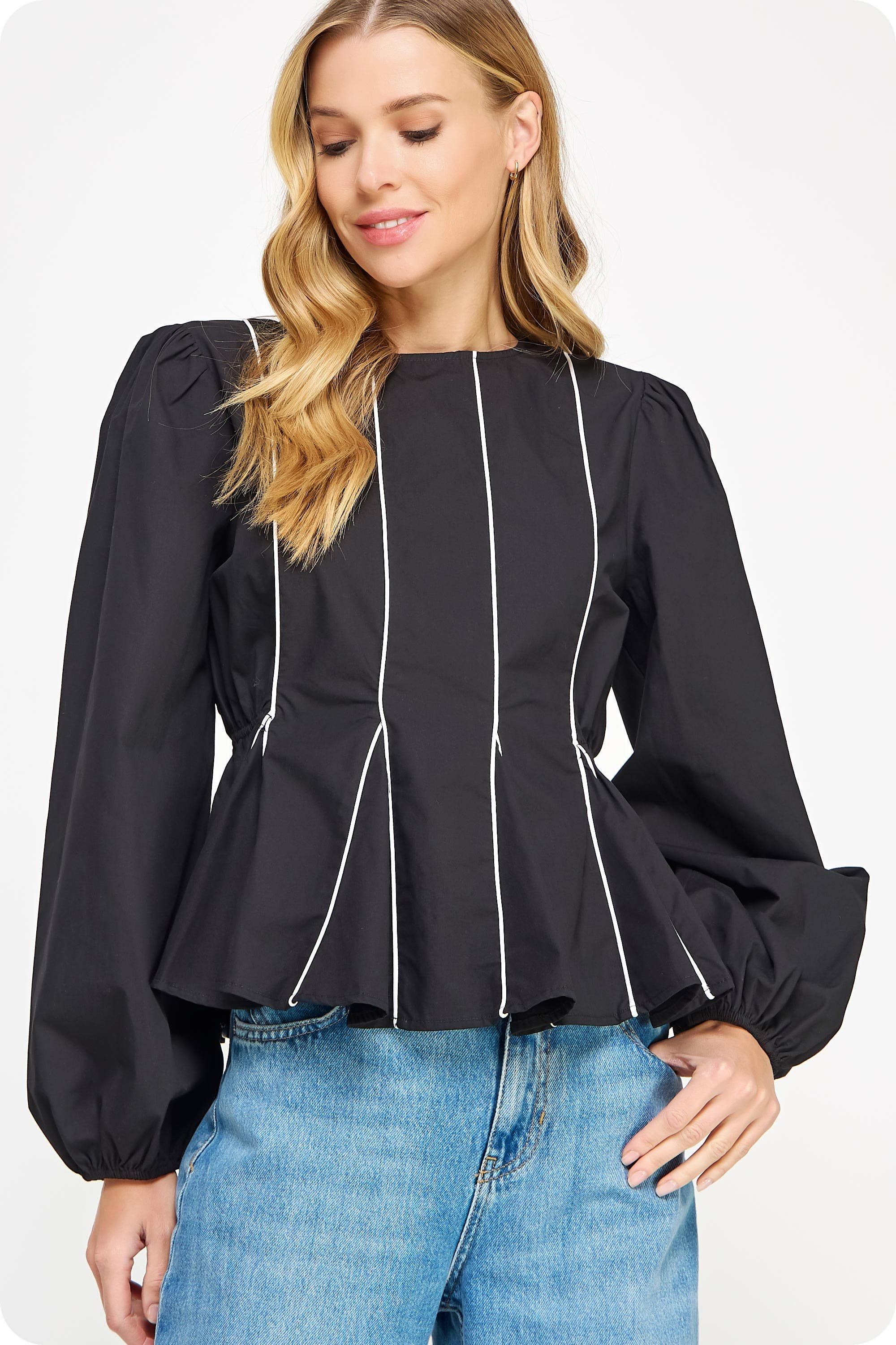 Contrast Piping Detail Top