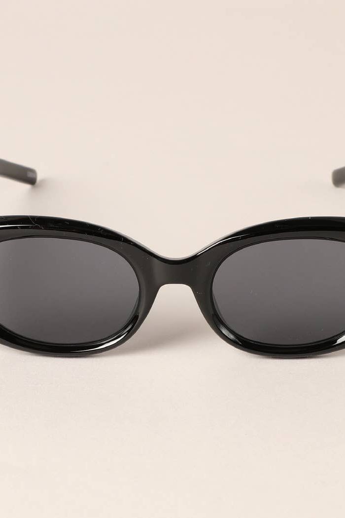 Women's Rounded  Bold Frame Tinted Sunglasses