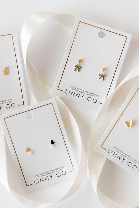 Screwback Stud Earrings - Millie Bow