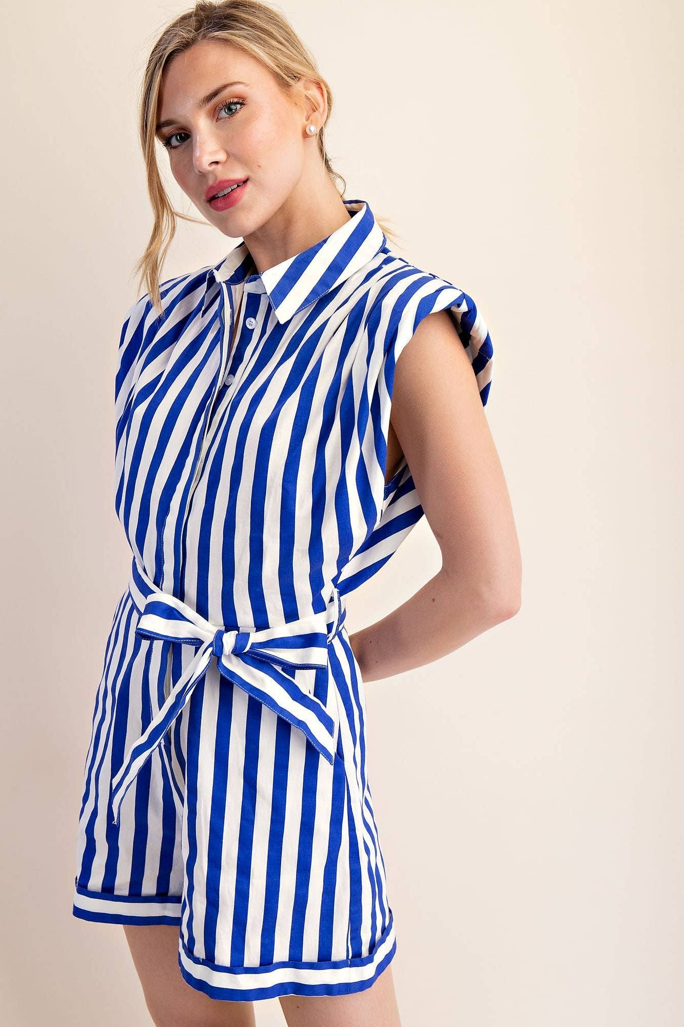 Collar Neck Sleeveless Waist Belted Romper