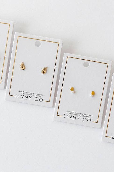 Screwback Stud Earrings - Millie Bow
