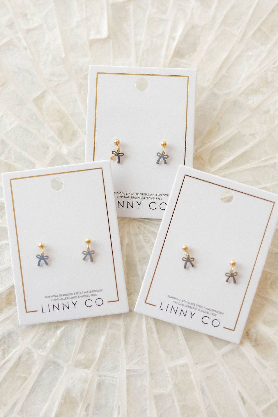 Screwback Stud Earrings - Millie Bow