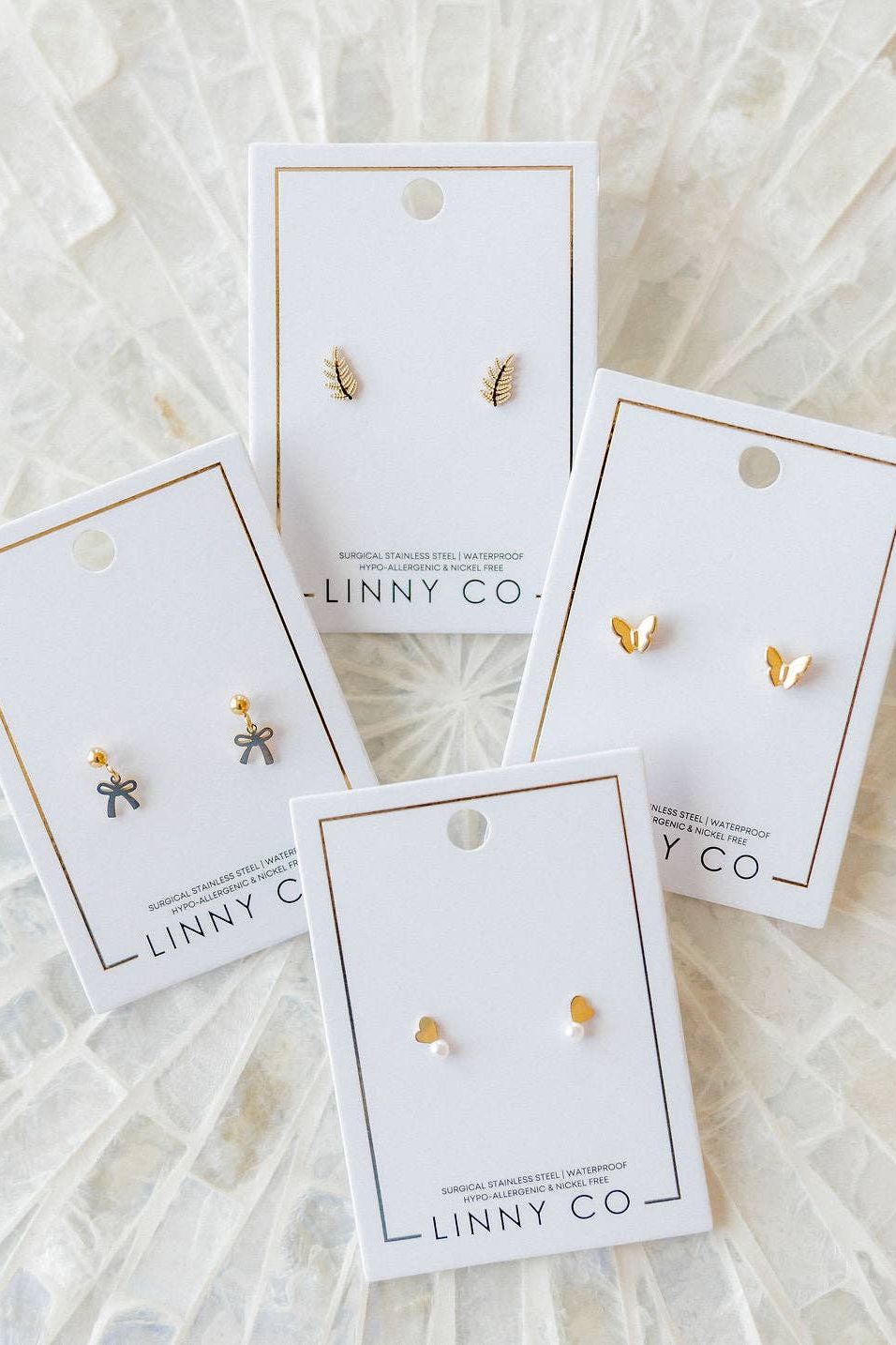 Screwback Stud Earrings - Millie Bow