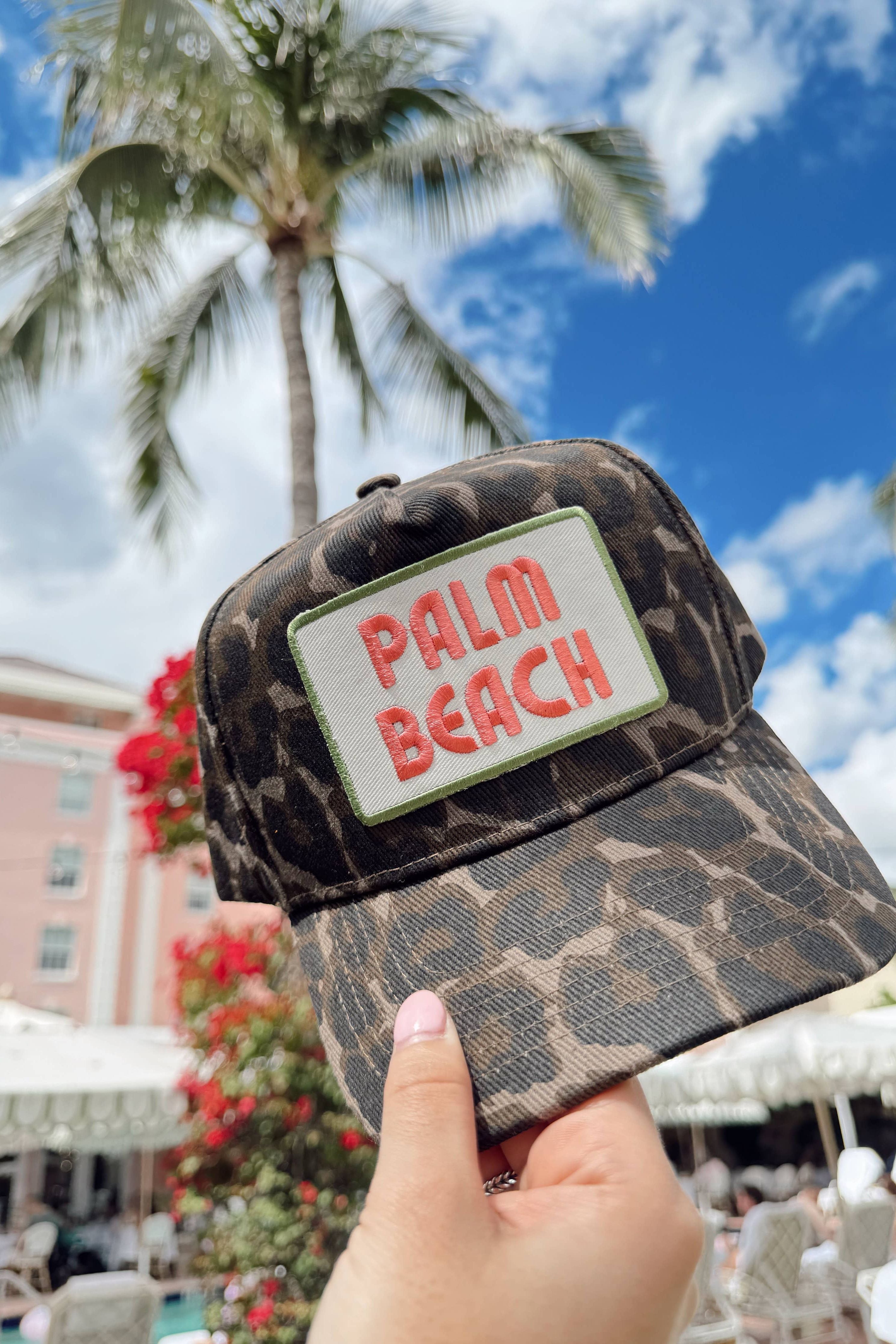Palm Beach - Leopard Vintage Trucker Hat