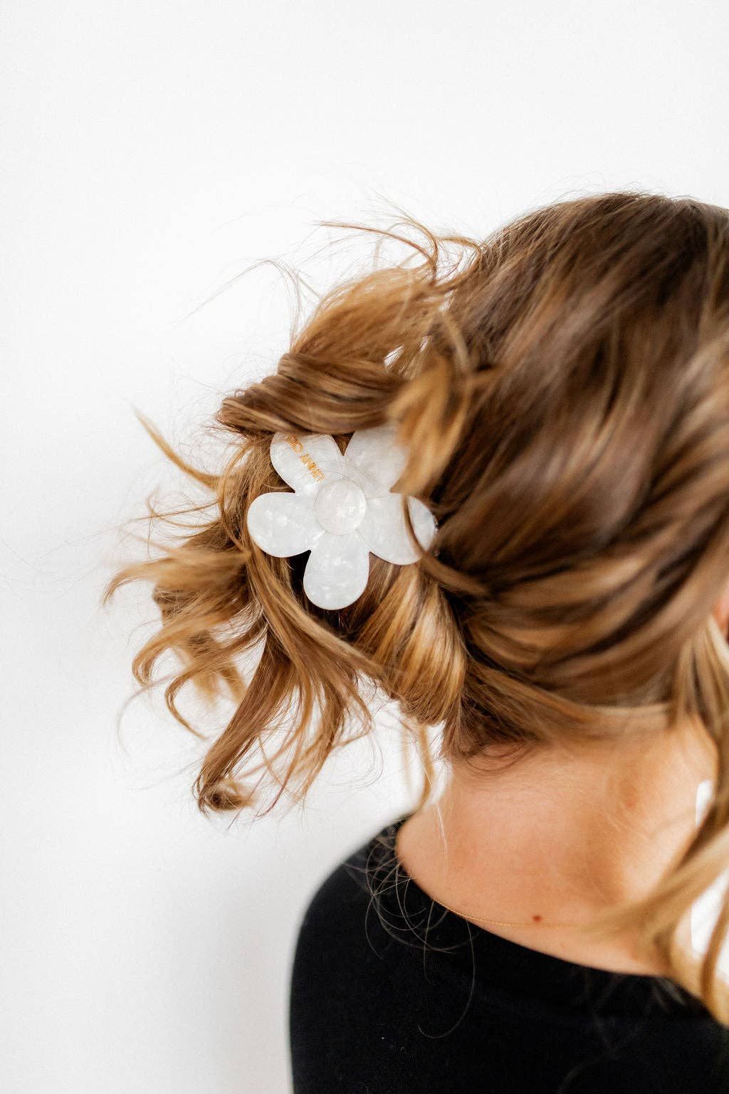 Gigi Hair Clip - Pearl White