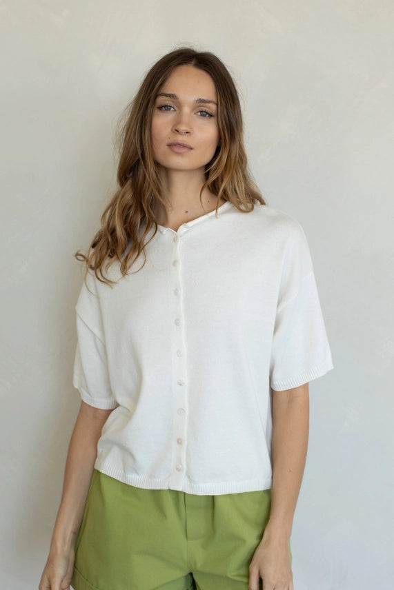 Matcha & Shopping Short Sleeve Knit Cardigan Sweater with Button Front