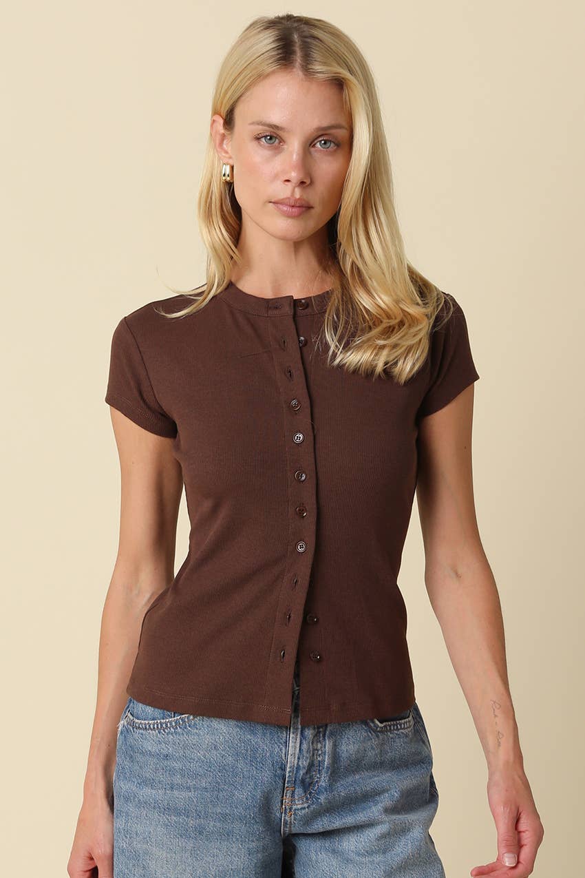 Daily Uniform Button Front Fitted Knit Top with Short Sleeves