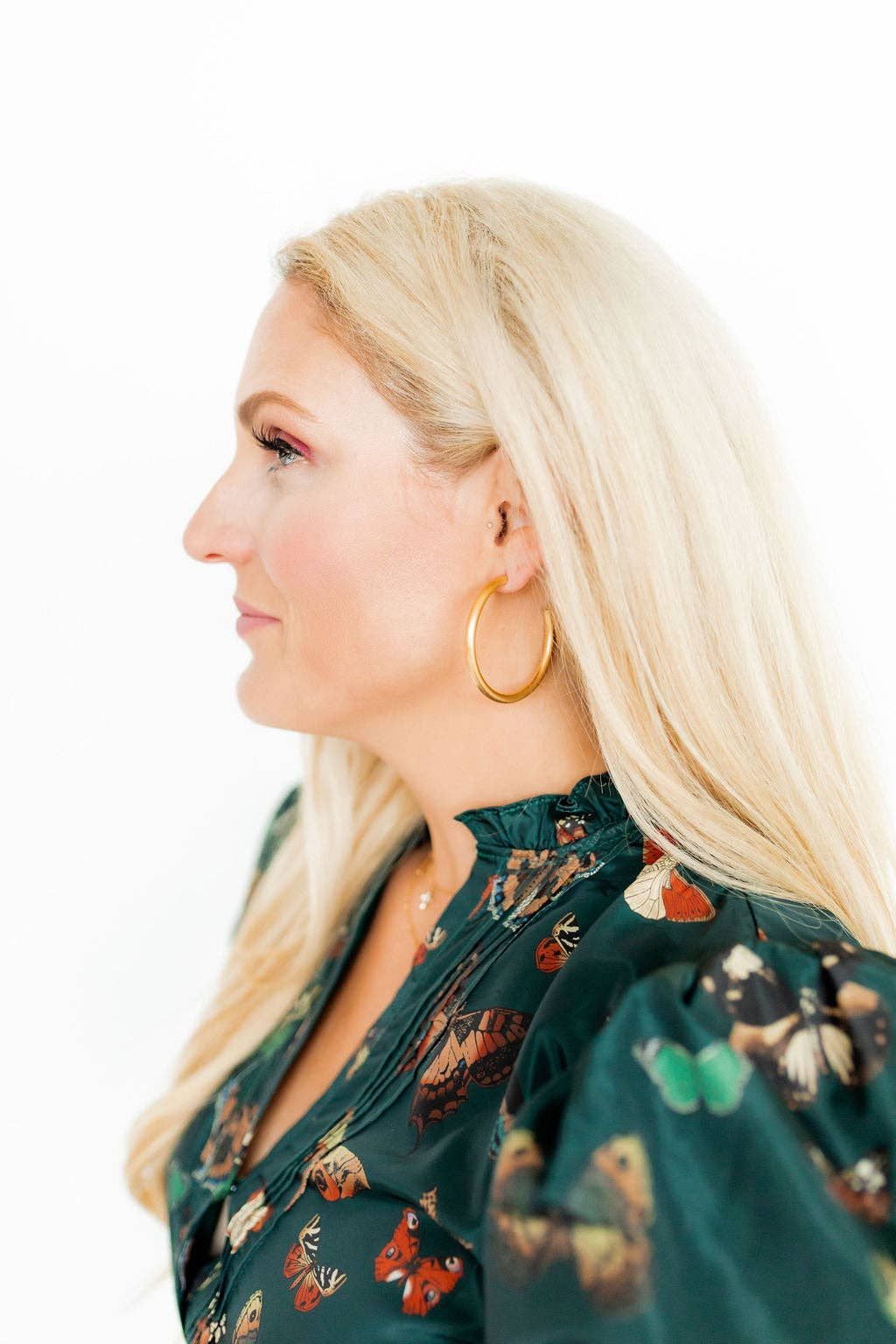 Stacy - Hoop Earrings