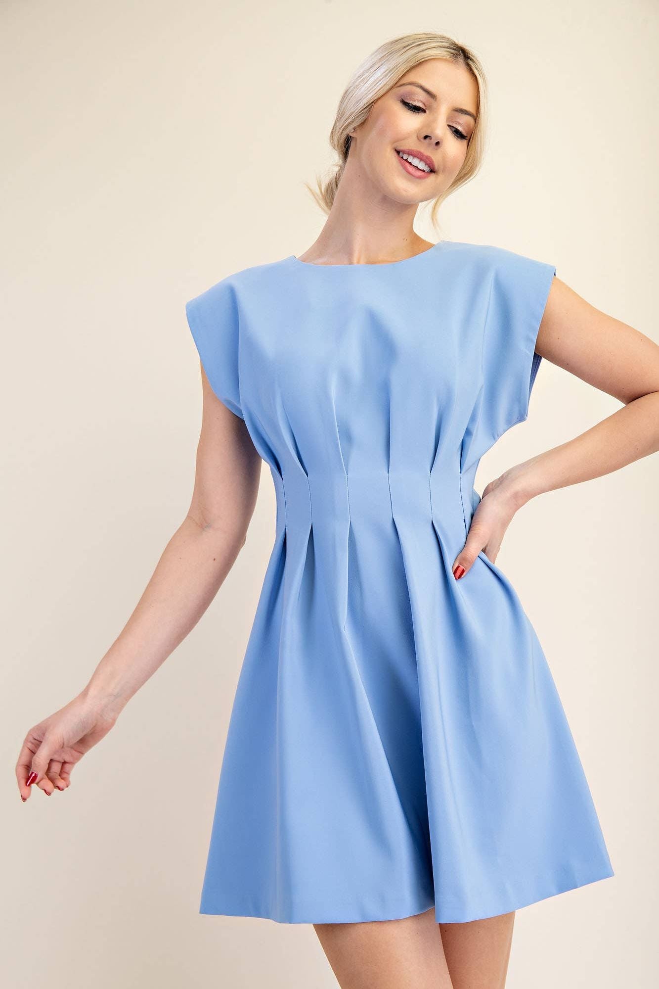 Round Neck Waist Pleated Mini Dress